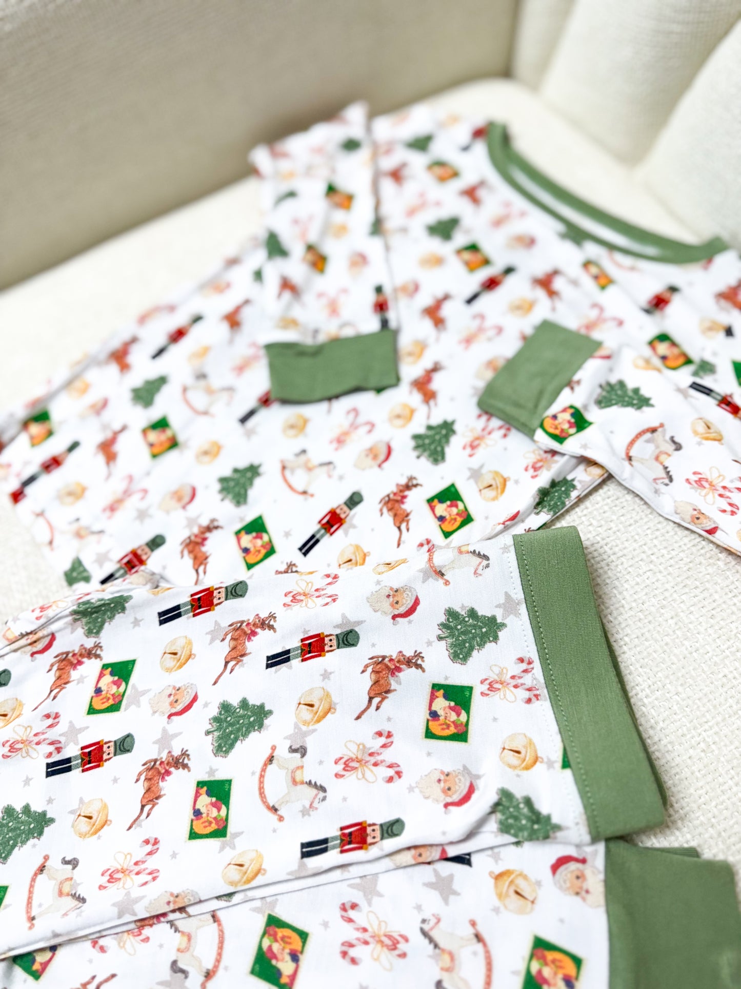 Vintage Christmas - Bamboo Two-Piece