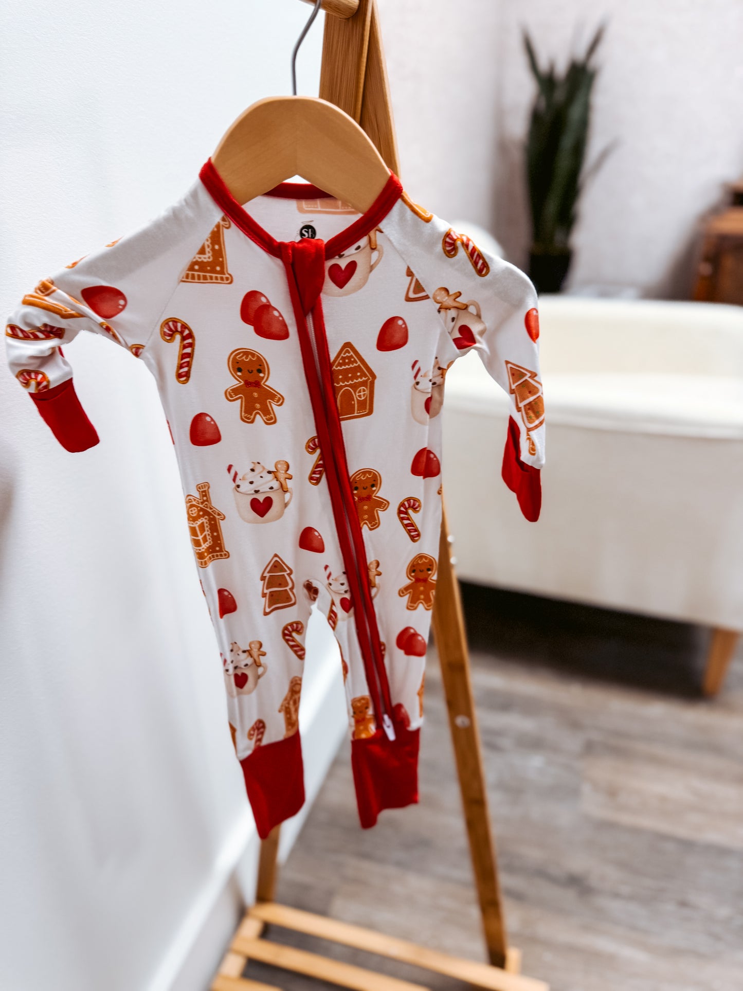 Gumdrops - Bamboo Zipper Sleeper